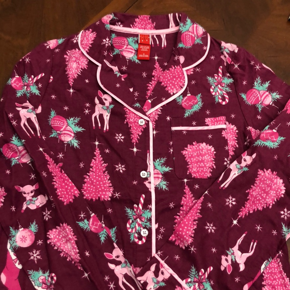 Holiday reindeer ladies pajama top small